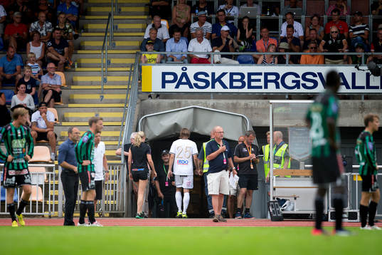 GAIS Danny Ervik får lämna planen i 76 minuten