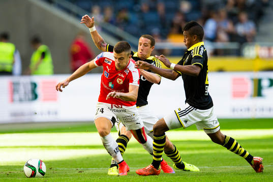 s Kenny Pavey och Niclas Eliasson (h)