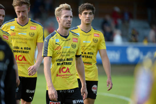 Mjällbys Christian Wilhelmsson deppar
