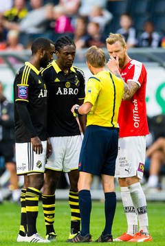 s Henok Goitom (v), Dickson Etuhu och Marcus Nilsson