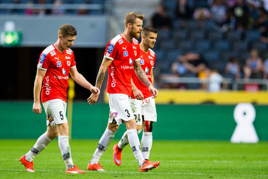 Kalmars Victor Agardius (v), Marcus Nilsson (m) och Filip