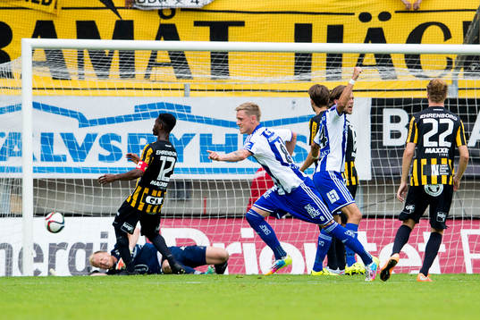 IFK Göteborgs Sören Rieks jublar