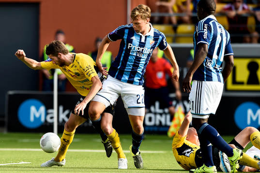 Elfsborgs Marcus Rohdén och Djurgårdens Jesper Karlström