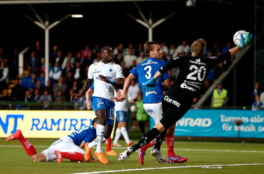 Räddning av Åtvidabergs målvakt Gustav Jansson
