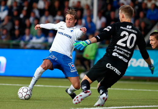 Norrköpings Christoffer Nyman och Åtvidabergs målvakt