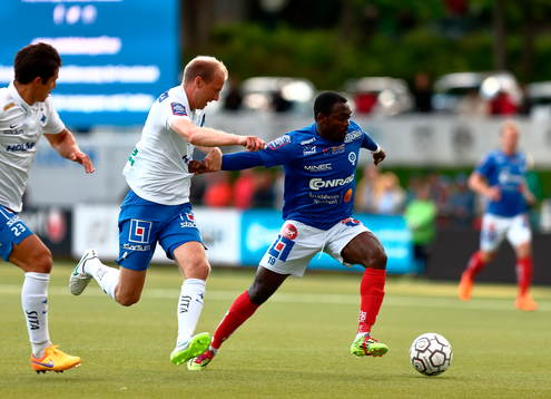 Norrköpings Andreas Johansson och Åtvidabergs John Owoeri
