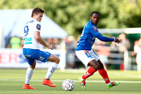 Åtvidabergs John Owoeri och Norrköpings Arnor Ingvi
