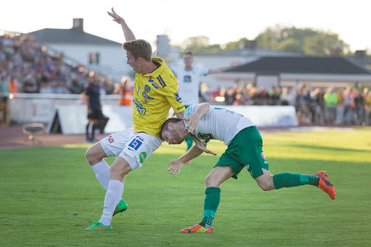 Falkenbergs Adam Eriksson och Hammarbys Måns Söderqvist