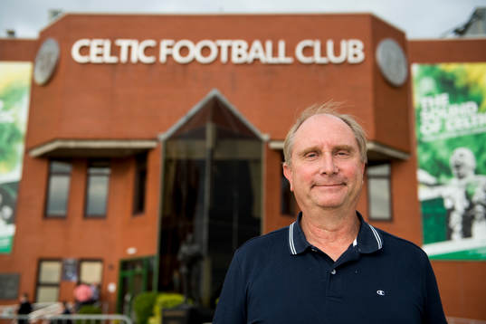 Bylinebild, Max Wiman, reporter Sydsvenskan utanför Celtic
