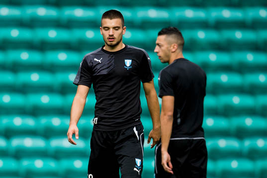 Malmö FFs Vladimir Rodic och Nikola Djurjic deppar