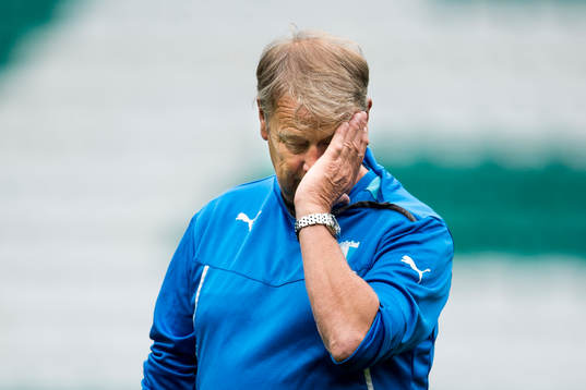Malmö FFs tränare Åge Hareide deppar