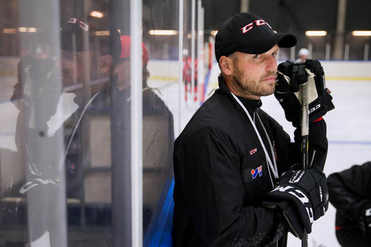 Vi följer Malmö Redhawks