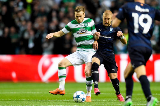 Celtics Stuart Armstrong och Malmö FFs Anton Tinnerholm
