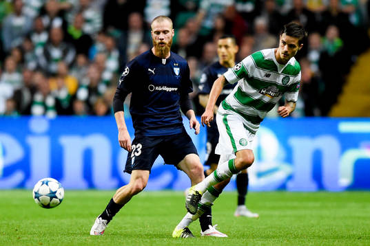 Malmö FFs Jo Inge Berget och Celtics Mikael Lustig
