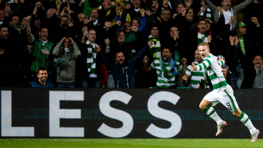 Celtics Leigh Griffiths jublar