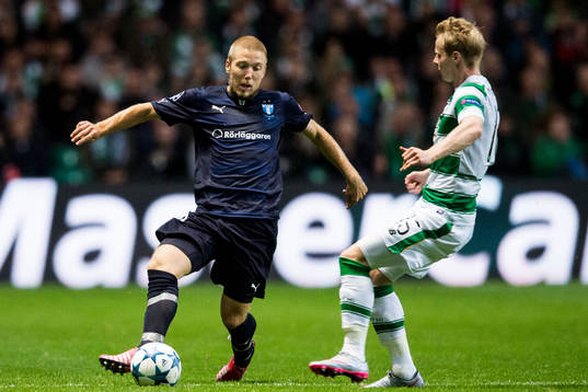Malmö FFs Anton Tinnerholm och Celtics Kris Commons