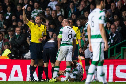 Celtics Mikael Lustig skadad och tvingas till byte, Domare