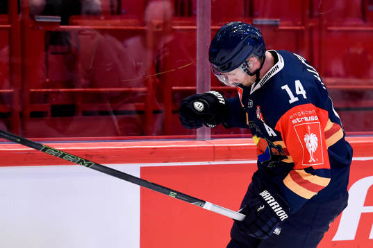 Djurgårdens Alexander Fällström jublar