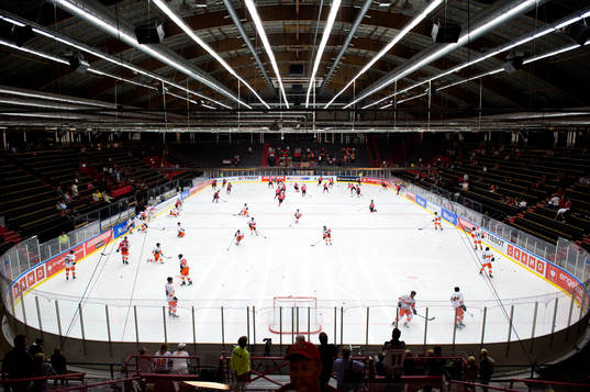 Lagen värmer upp i Frölundaborg
