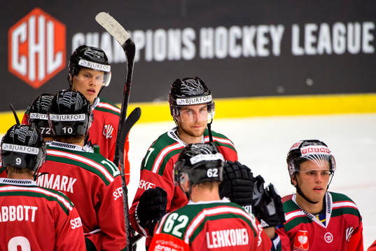 Frölundas Henrik Tömmernes jublar med laget