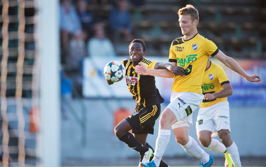 IFK Hässleholms Mamudu Moro i matchen i division 2 mellan