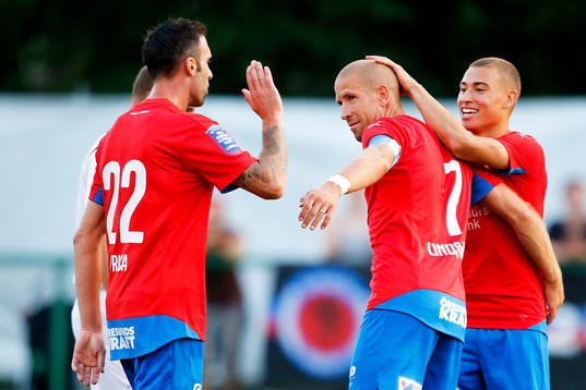 Helsingborgs Mattias Lindström jublar