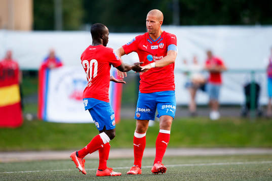 Helsingborgs Mattias Lindström jublar
