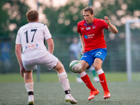 Helsingborgs Frederik Helstrup Jensen  mot Lundens Olle