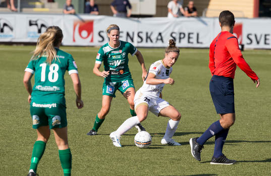 Rosengårds Joseé Belanger