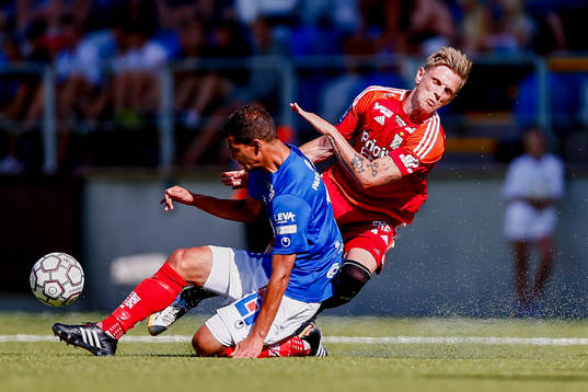 Åtvidabergs Mauricio Albornoz och IFK Göteborgs Sören