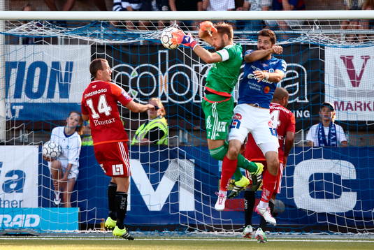IFK Göteborgs målvakt John Alvbåge och Åtvidabergs