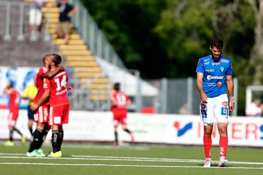 Åtvidabergs Ajsel Kujovic deppar medan IFK Göteborgs
