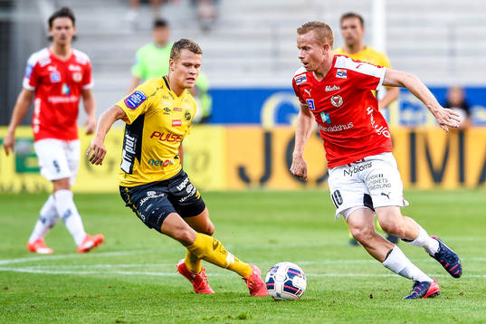 Elfsborgs Viktor Claesson och Kalmars Tobias Eriksson
