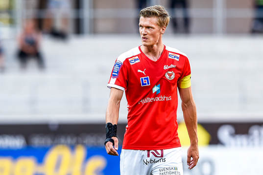 Kalmars Viktor Elm deppar