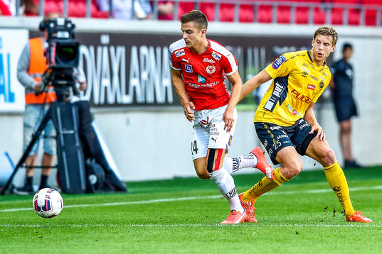 Kalmars Filip Sachpekidis och Elfsborgs Niklas Gunnarsson