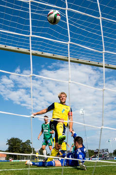 Ängelholms Fredrik Karlsson gör 2-0 bakom Ljungskiles