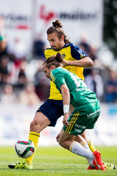 Ängelholms Vlado Zlojutro och Ljungskiles Jonas Lindberg