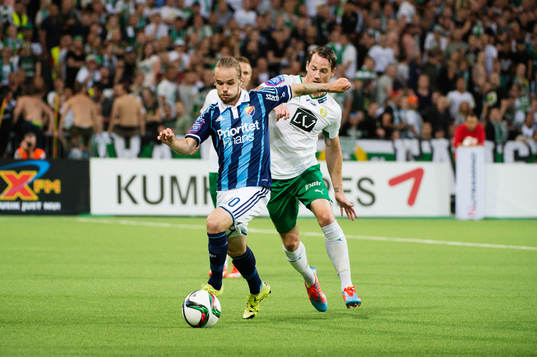 Djurgårdens Daniel Berntsen och Hammarbys Johan Persson