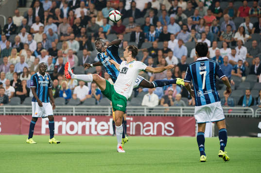 Djurgårdens Omar Colley och Hammarbys Philip Haglund