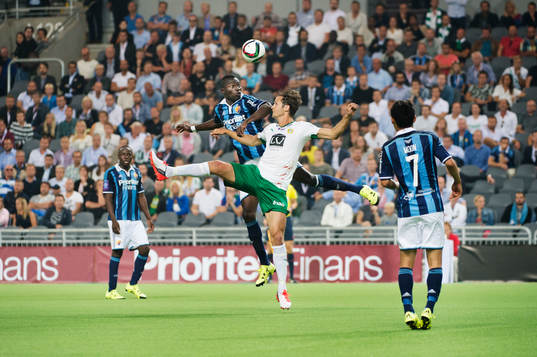 Djurgårdens Omar Colley och Hammarbys Philip Haglund