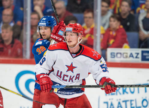 Moskvas Simon Hjalmarsson och Jokerits Philip Larsen
