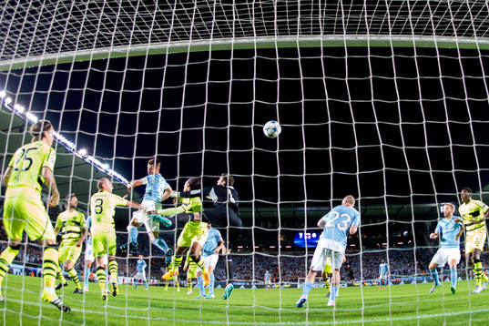 Malmö FFs Markus Rosenberg gör 1-0