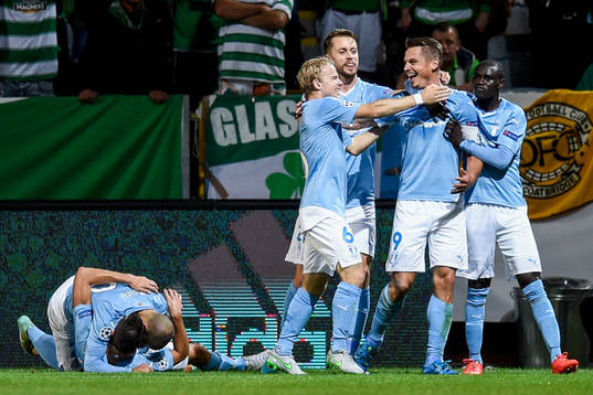 Malmö FFs spelare firar