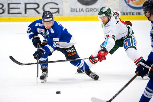 Karlskogas Marcus Nilsson och Frölundas Spencer Abbott