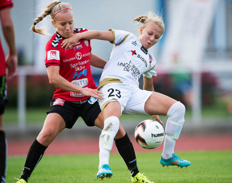 Kristianstads Elisa Vidarsdottir och Rosengårds Nathalie