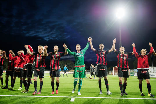 Brommapojkarna tackar publiken