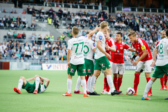 Hammarbys Fredrik Torsteinbö ligger ner