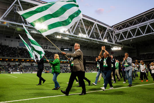 Hammarbys tidigare spelare, bla Ronnie Hellström och Kenta