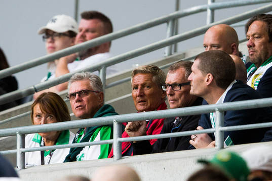 Hammarbys guldtränare Sören Cratz på läktaren