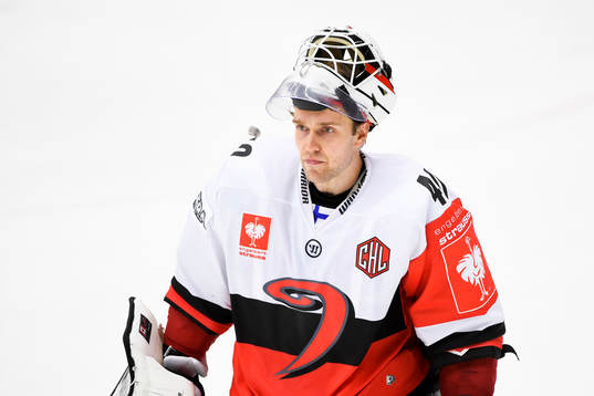 Jyväskyläs målvakt Tuomas Tarkki deppar